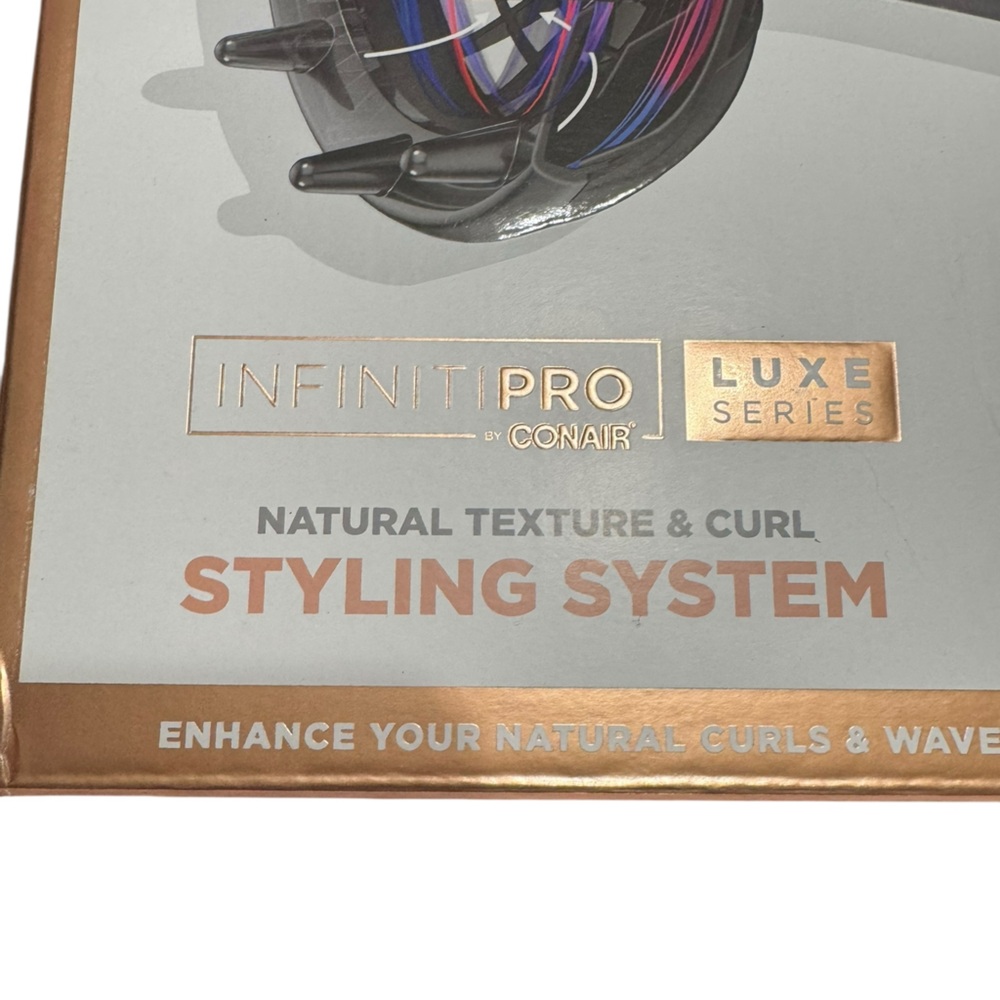 New!!! InfinitiPro Luxe Conair blow dryer - Picture 2 of 6